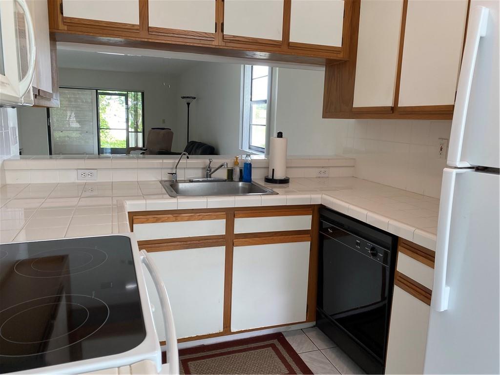 Tamarac Gardens - Residential