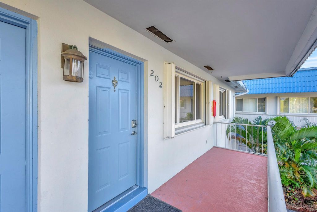 Photo of 312 Southwind Court #202, North Palm Beach, FL 33408 (MLS # R11051379)