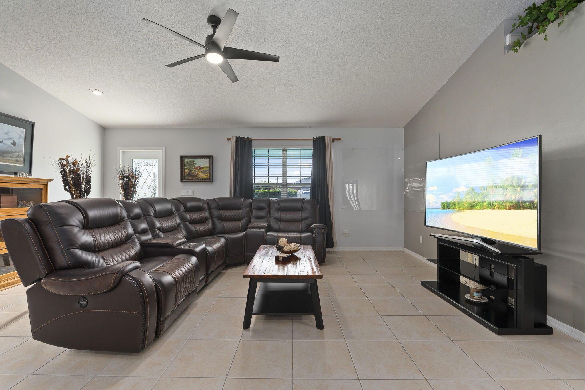 PORT ST LUCIE SECTION 48 - Residential