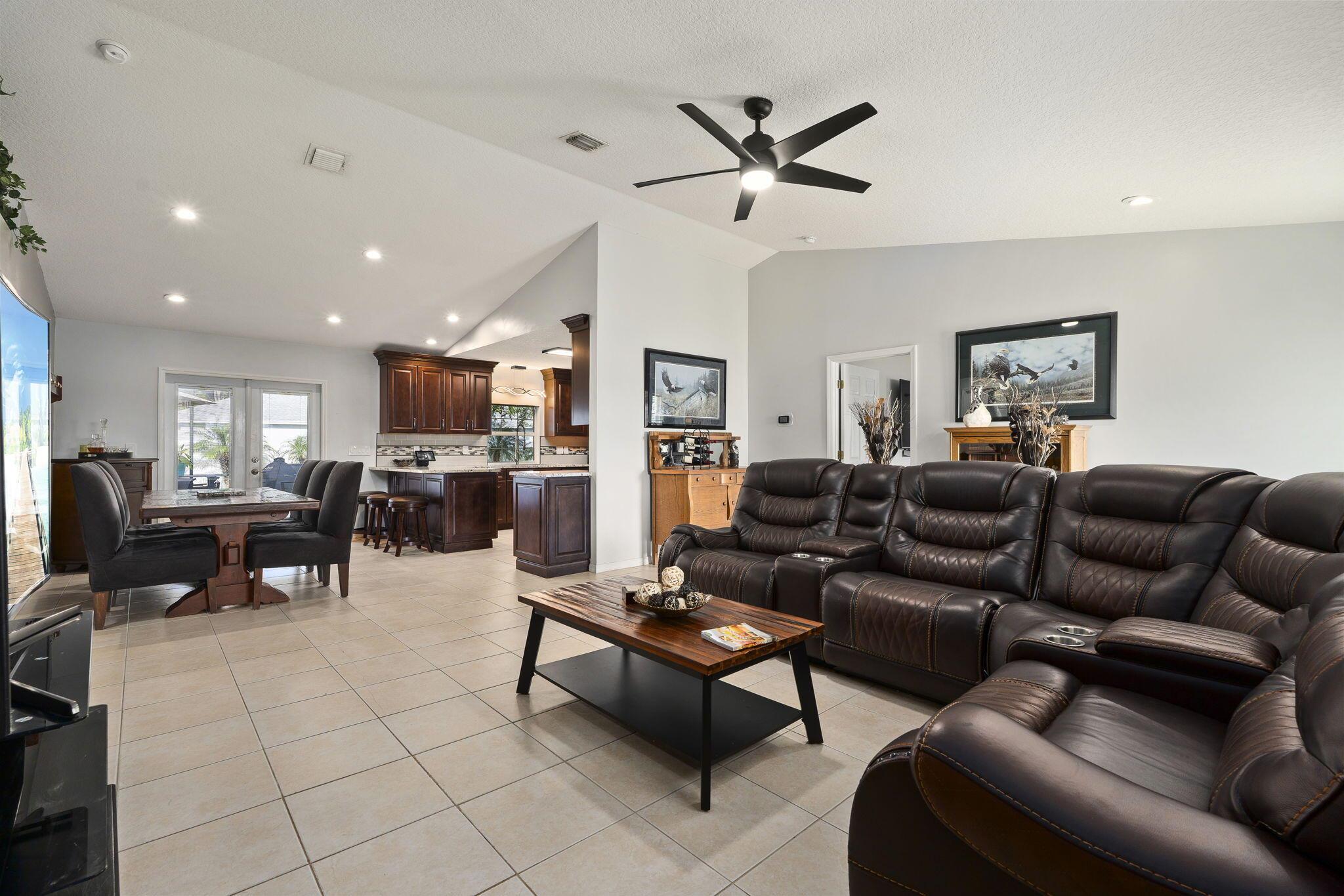 PORT ST LUCIE SECTION 48 - Residential