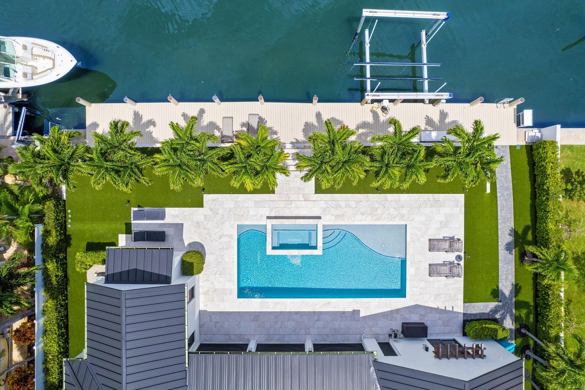 PALM BEACH ISLES 2 - Residential