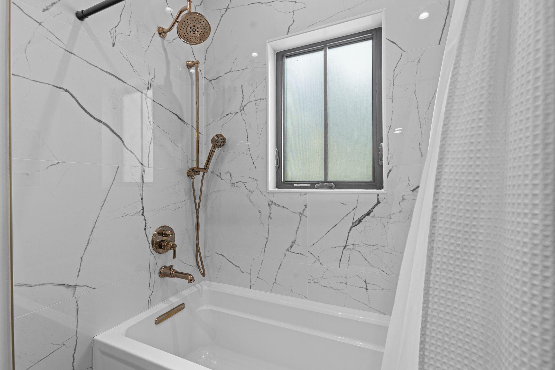 PALM BEACH ISLES 2 - Residential