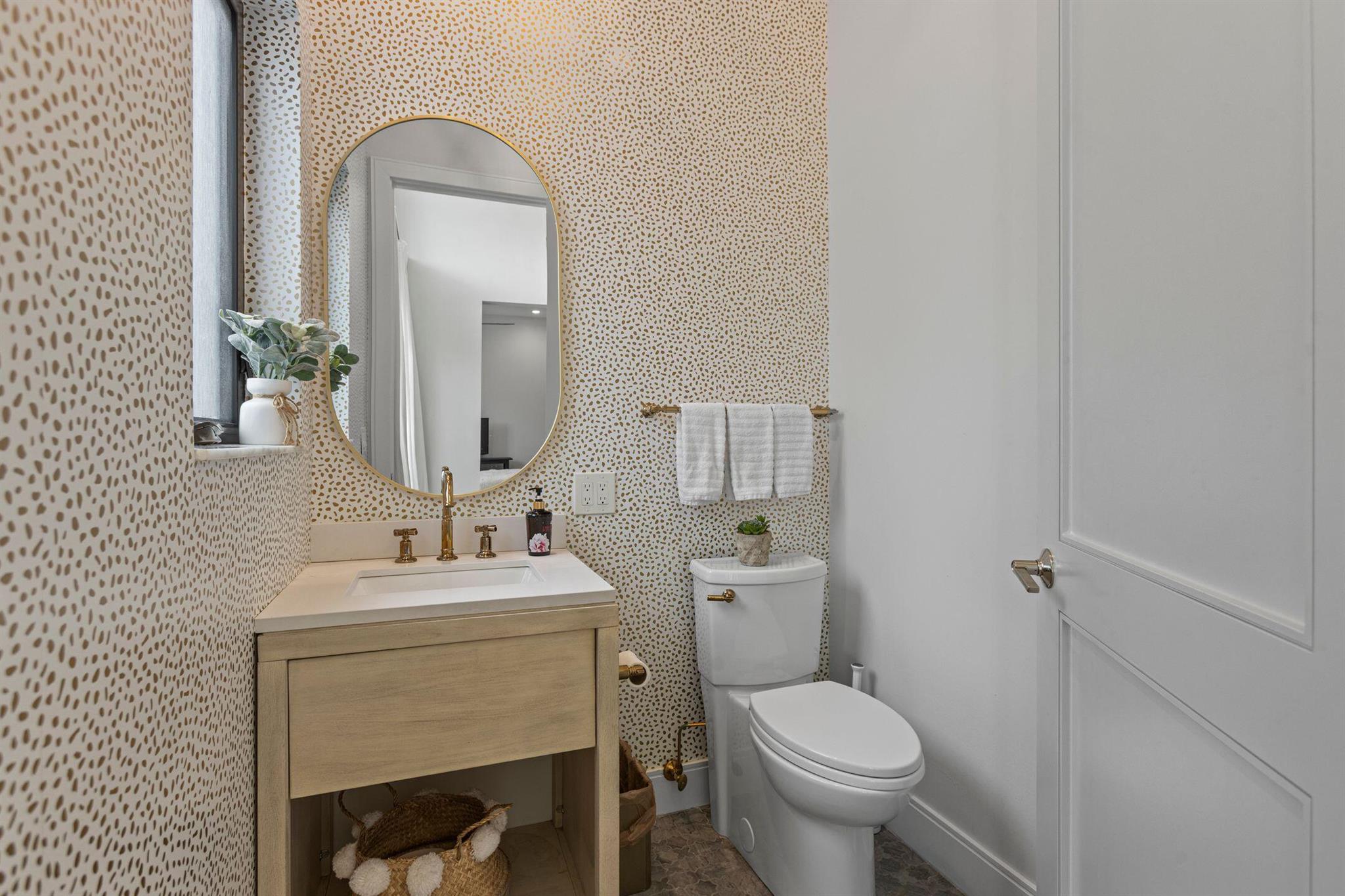 PALM BEACH ISLES 2 - Residential