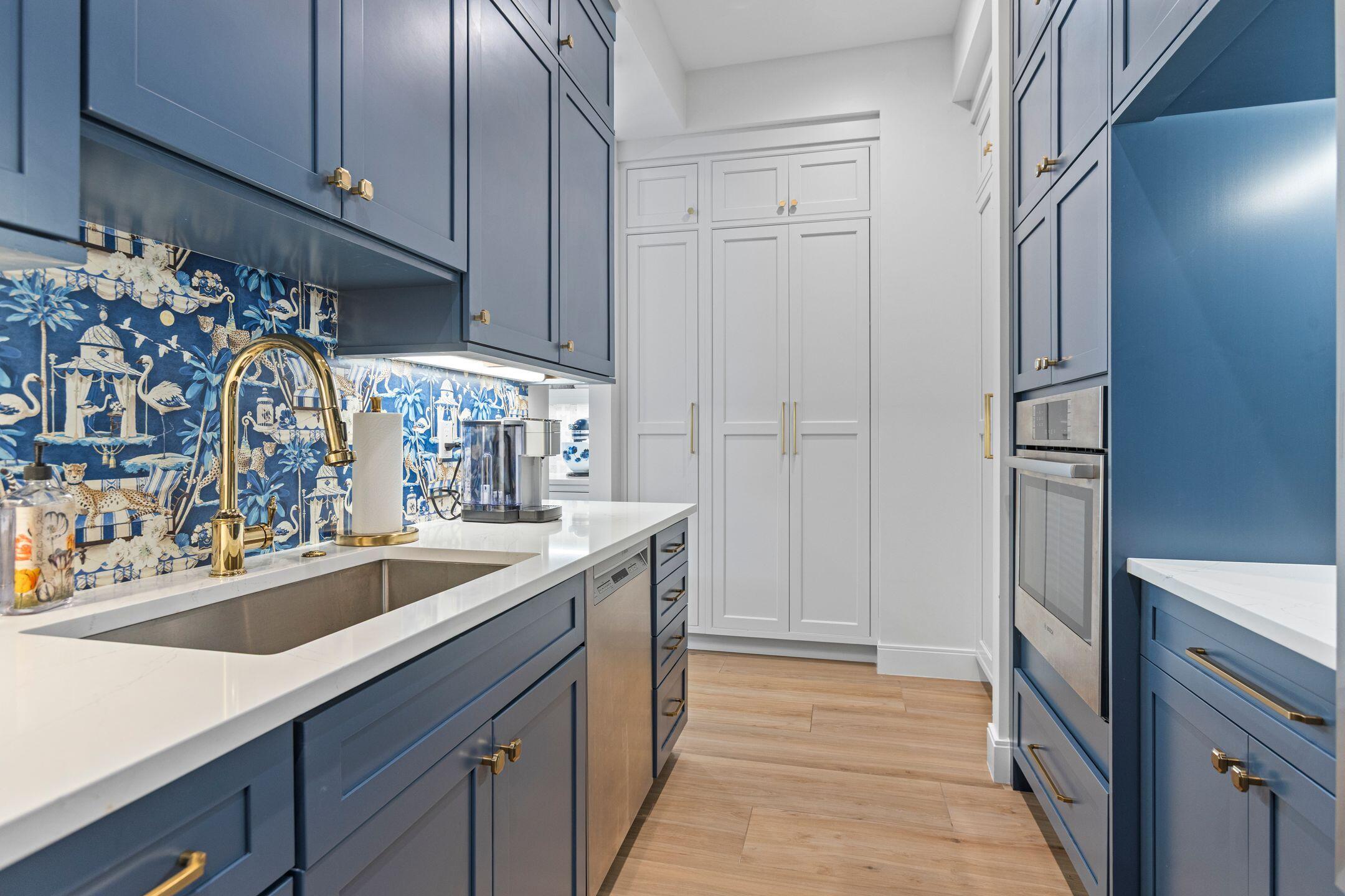 PALM BEACH ISLES 2 - Residential