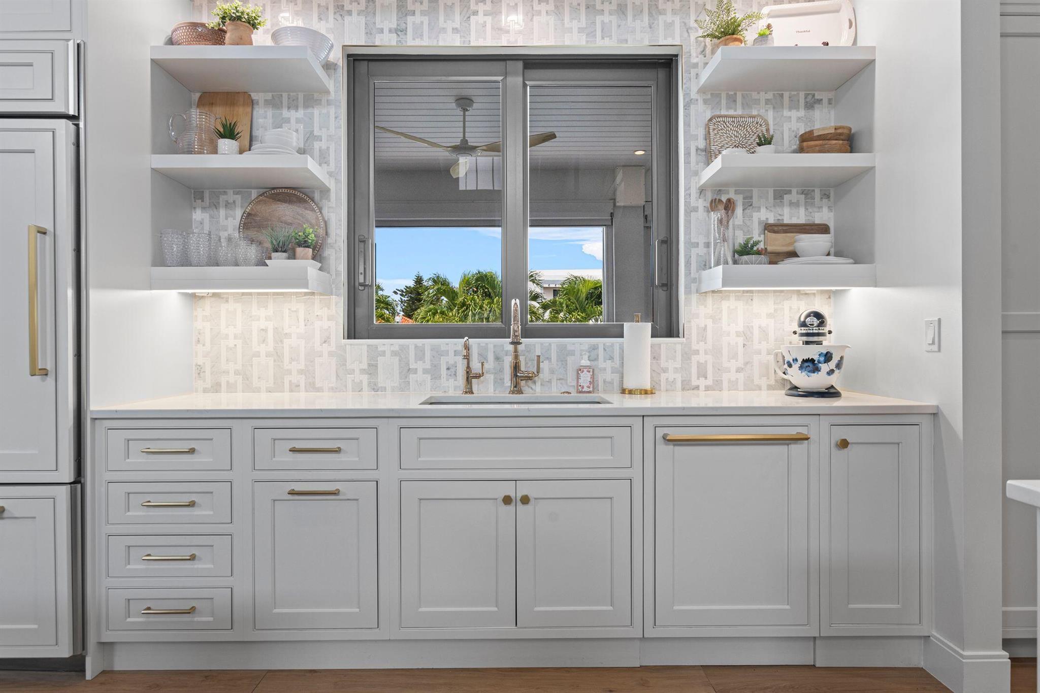 PALM BEACH ISLES 2 - Residential