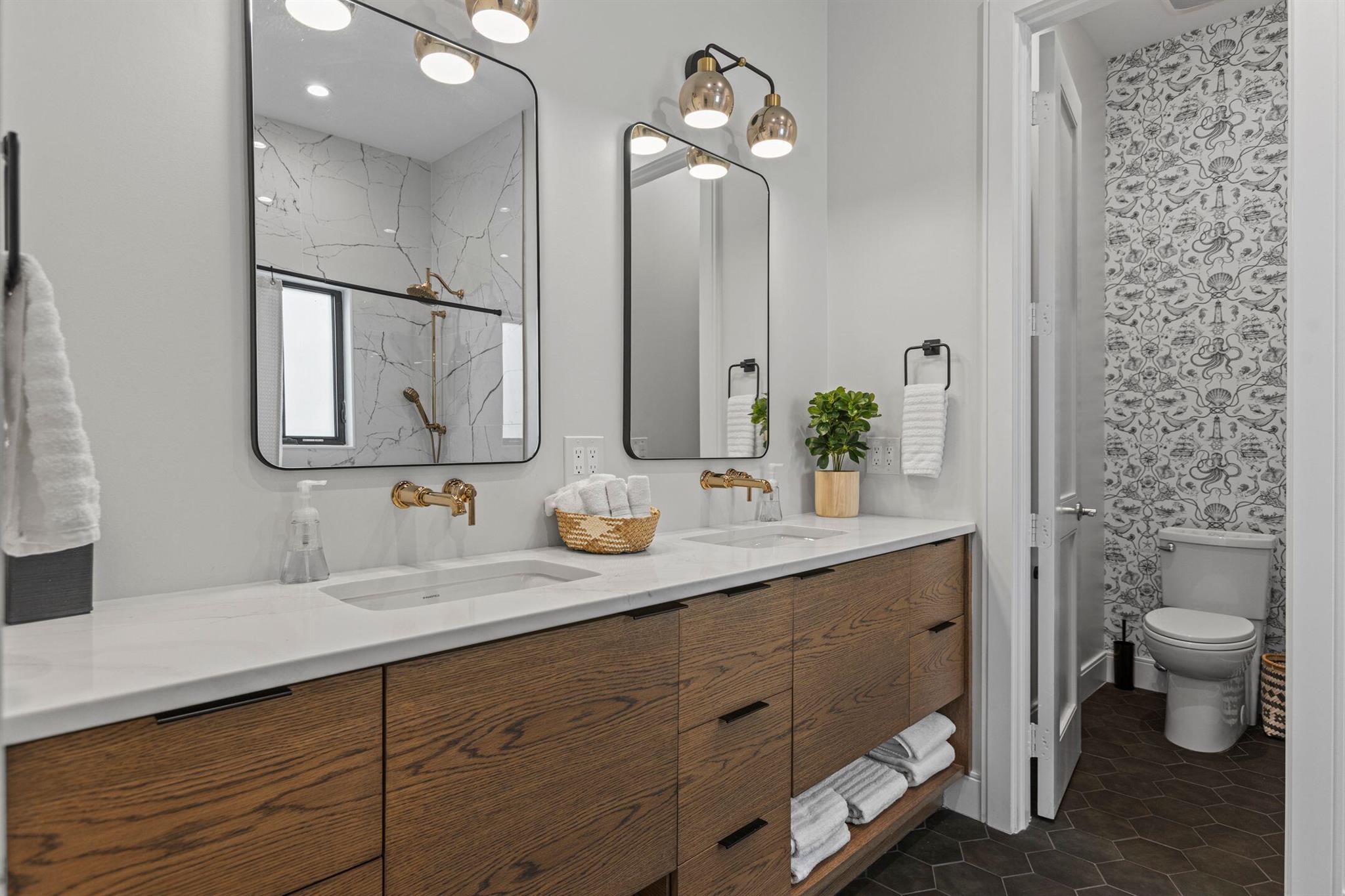 PALM BEACH ISLES 2 - Residential