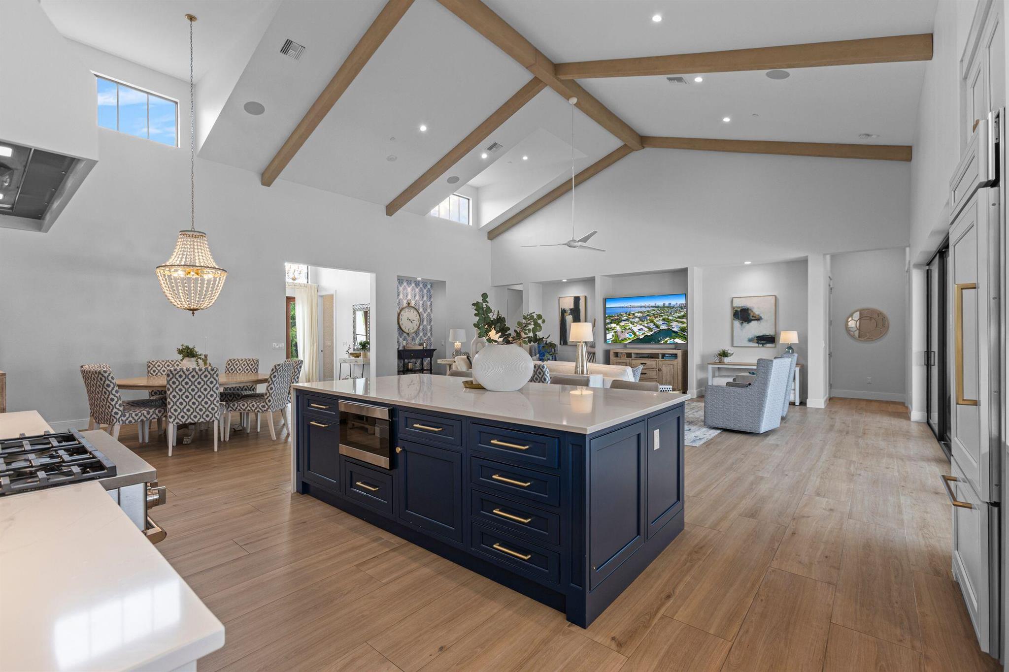 PALM BEACH ISLES 2 - Residential