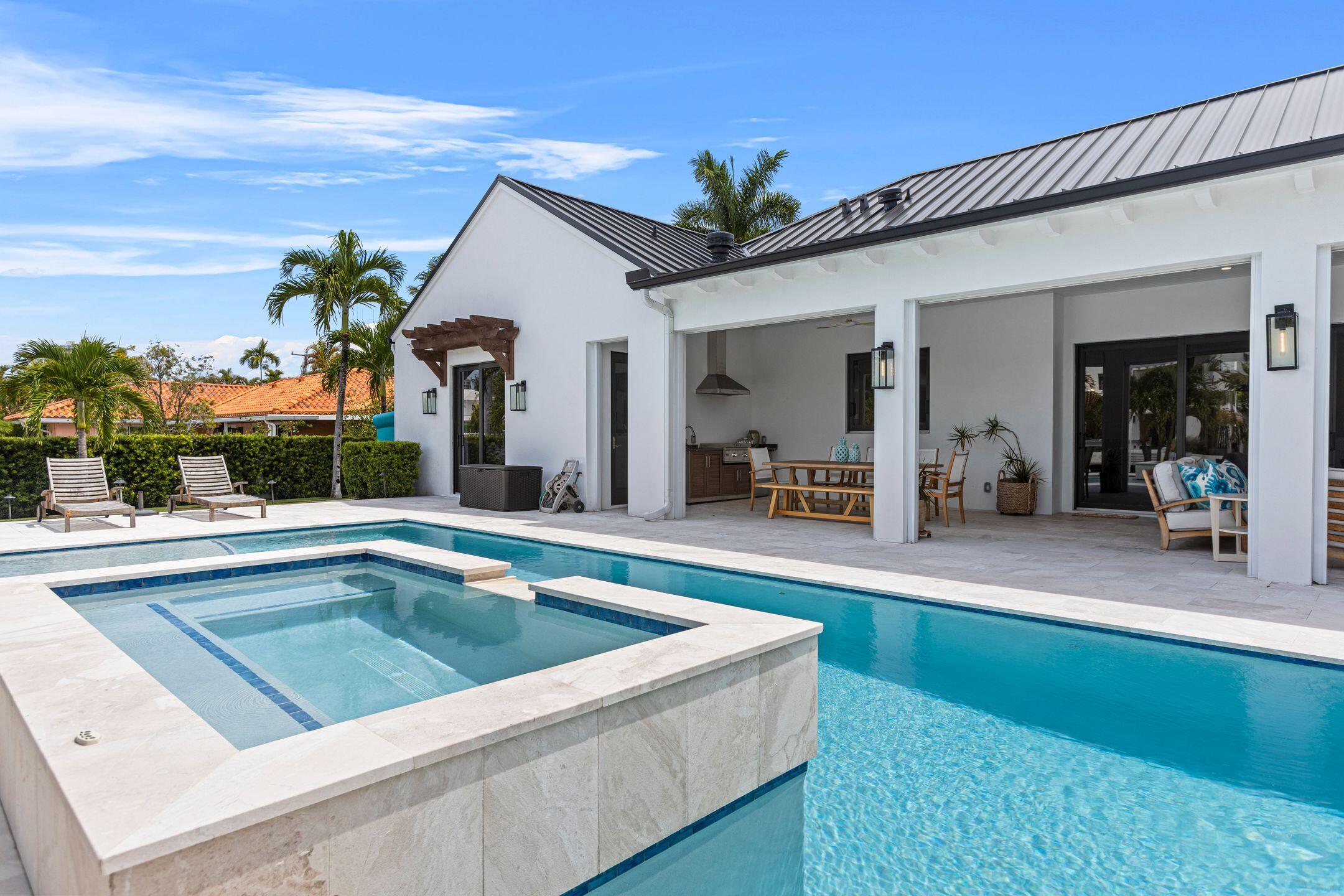 PALM BEACH ISLES 2 - Residential