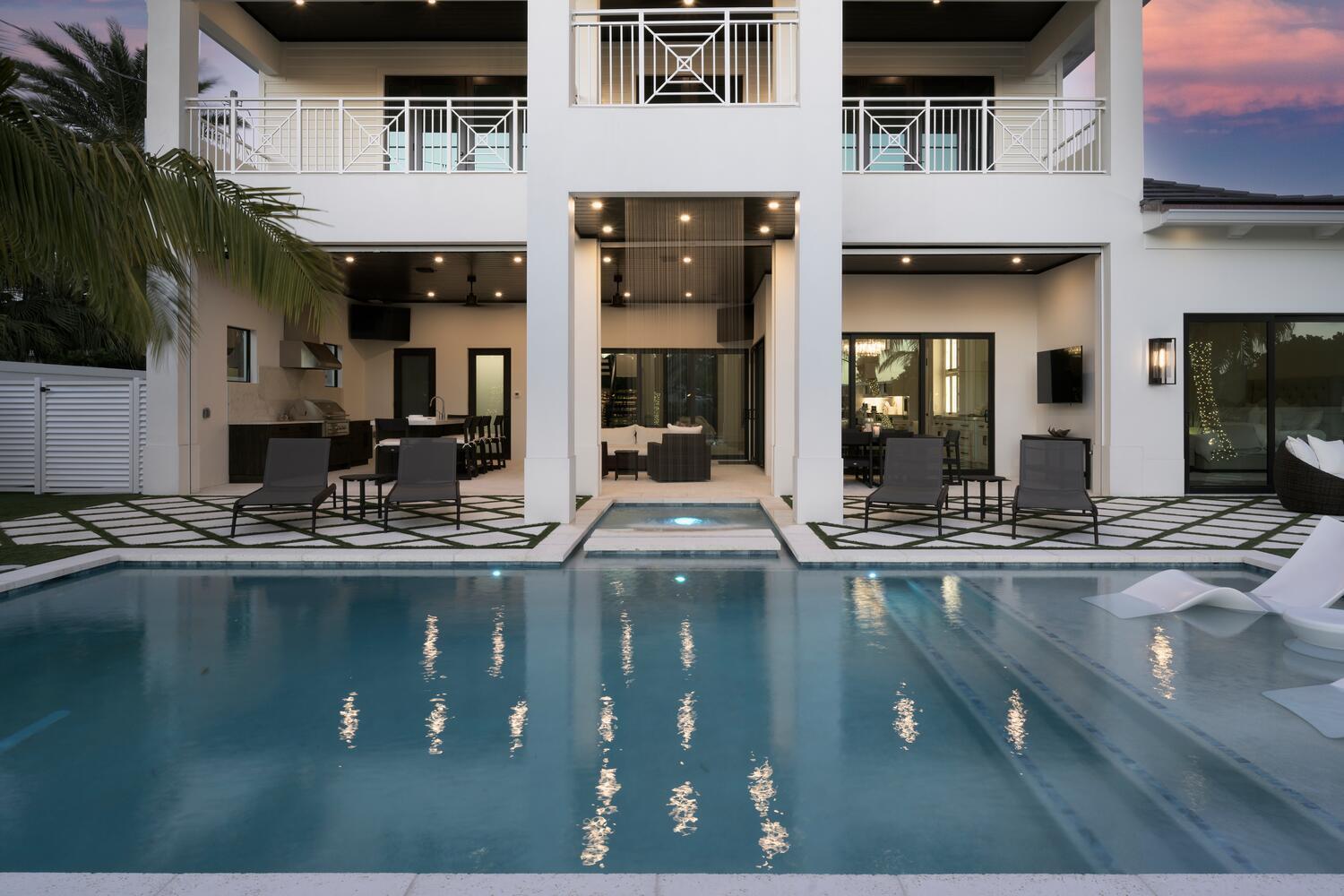 NORTH PALM BEACH VILLAGE - Residential