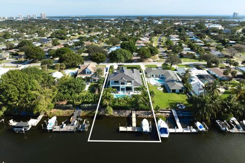 A home in North Palm Beach