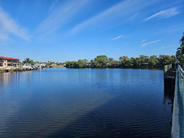 NORTH PALM BEACH VILLAGE OF PL 3 IN PB 25 PGS 175 - Residential Lease