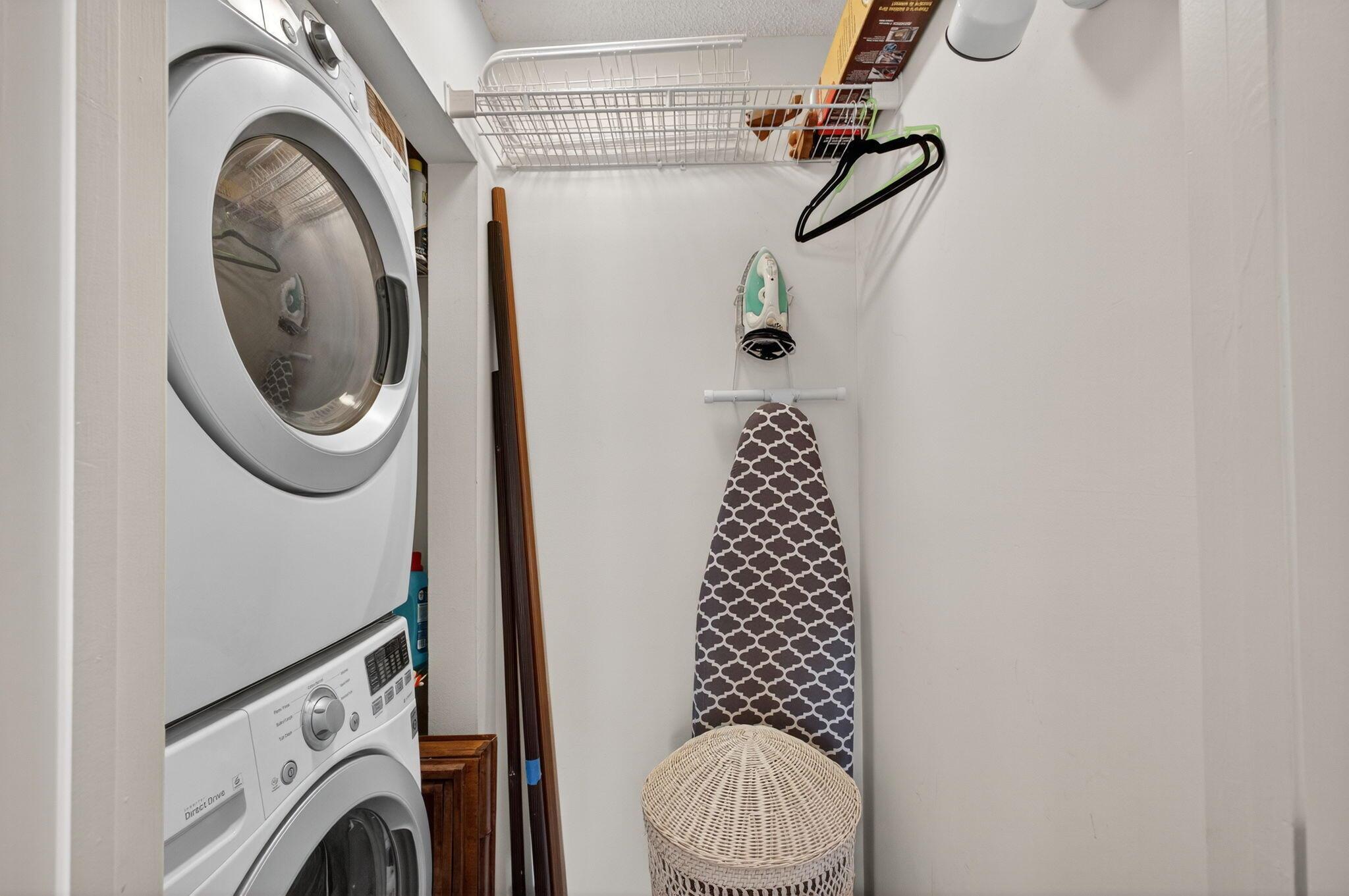 PINE CREST CONDO - Residential Lease