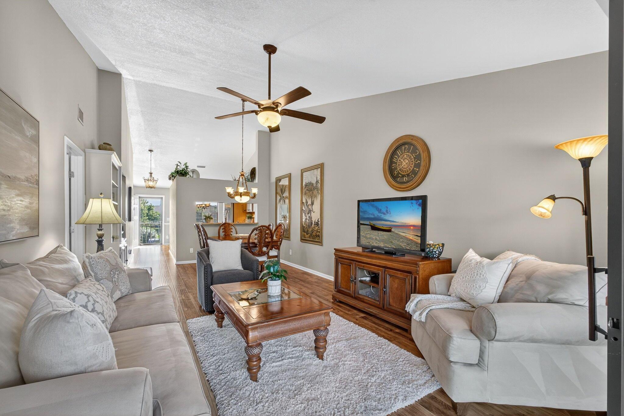 PINE CREST CONDO - Residential Lease