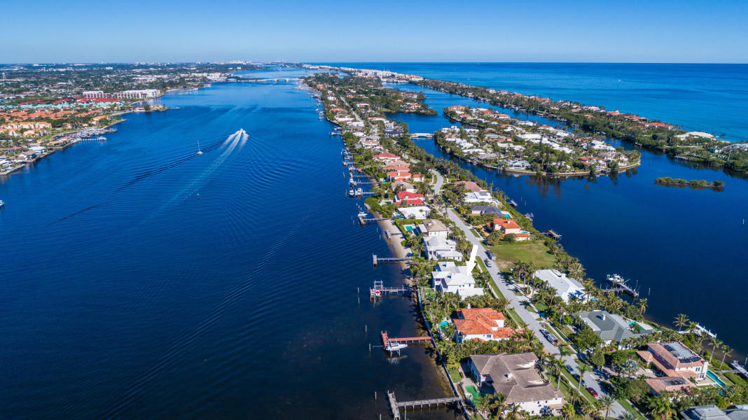 POINT MANALAPAN 9 - Residential