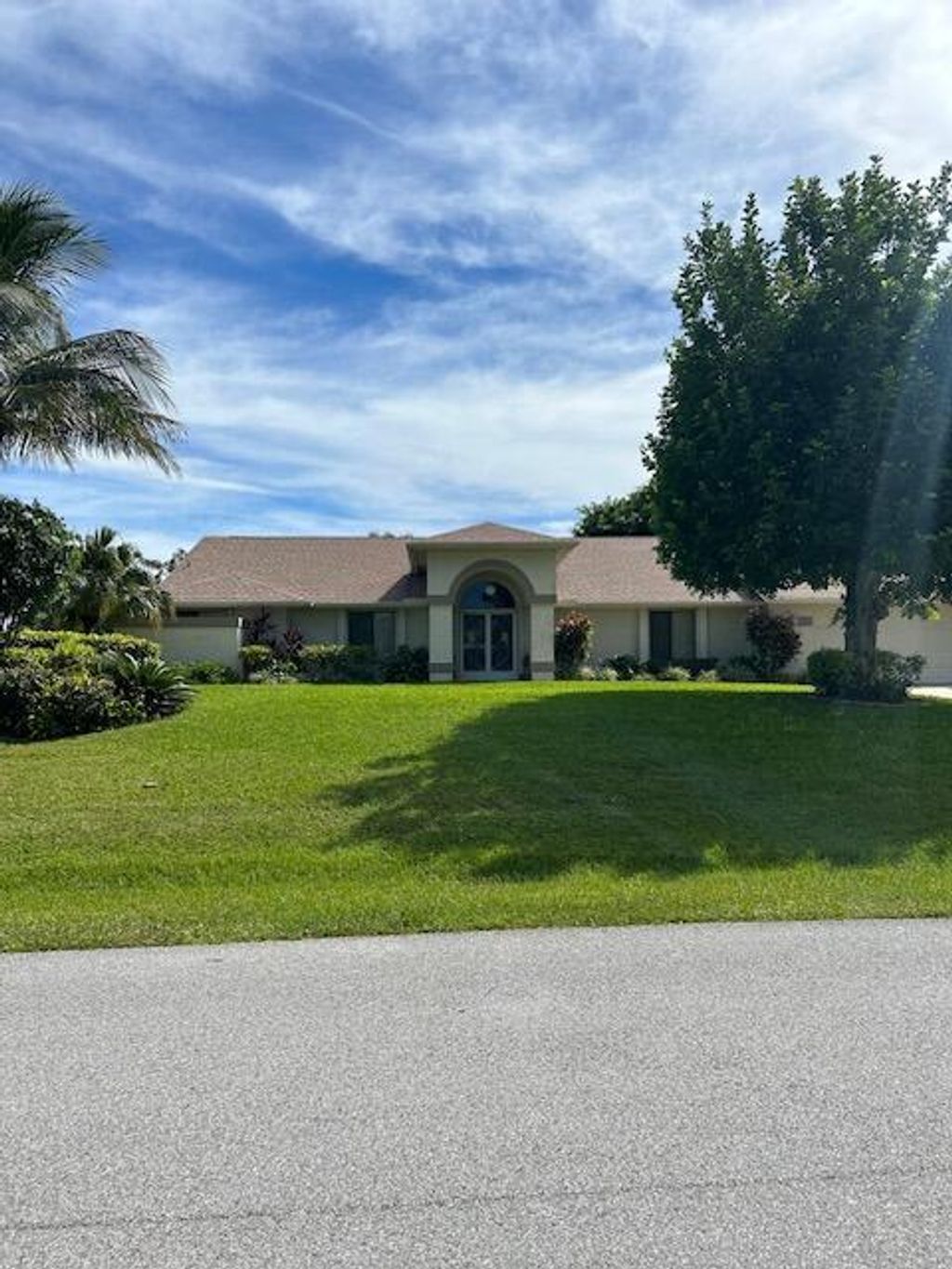 Photo of 2109 NE Ginger Terrace, Jensen Beach, FL 34957 (MLS # R11035051)