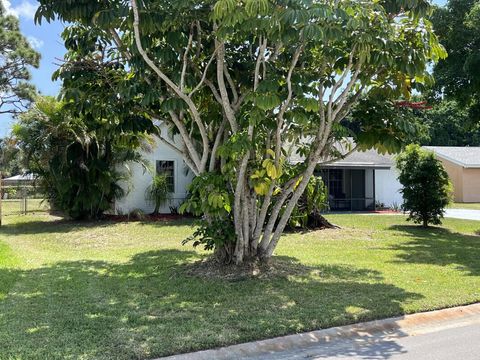 A home in Port St Lucie