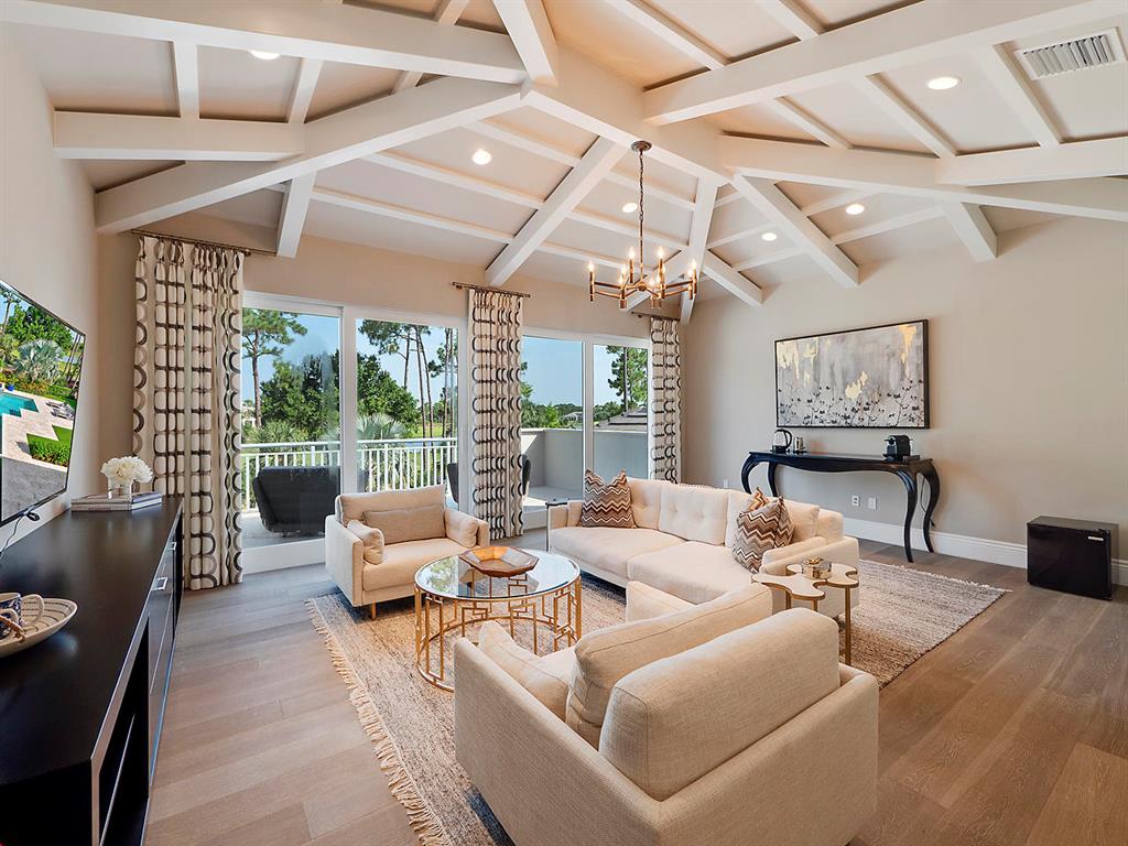 OLD PALM PL - Residential