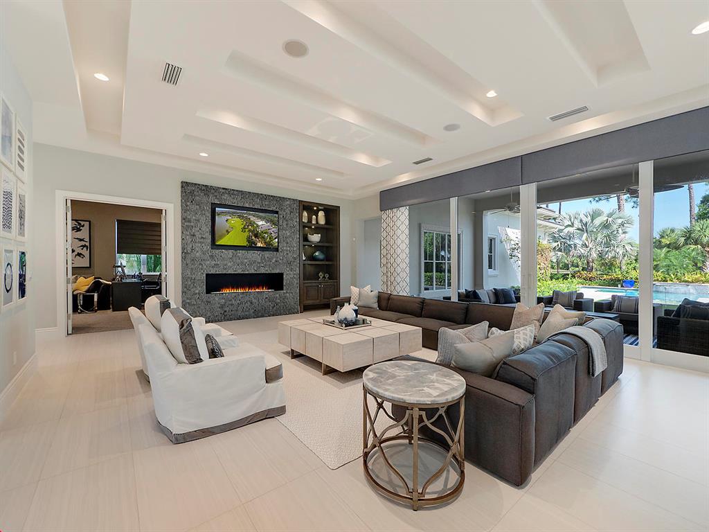 OLD PALM PL - Residential