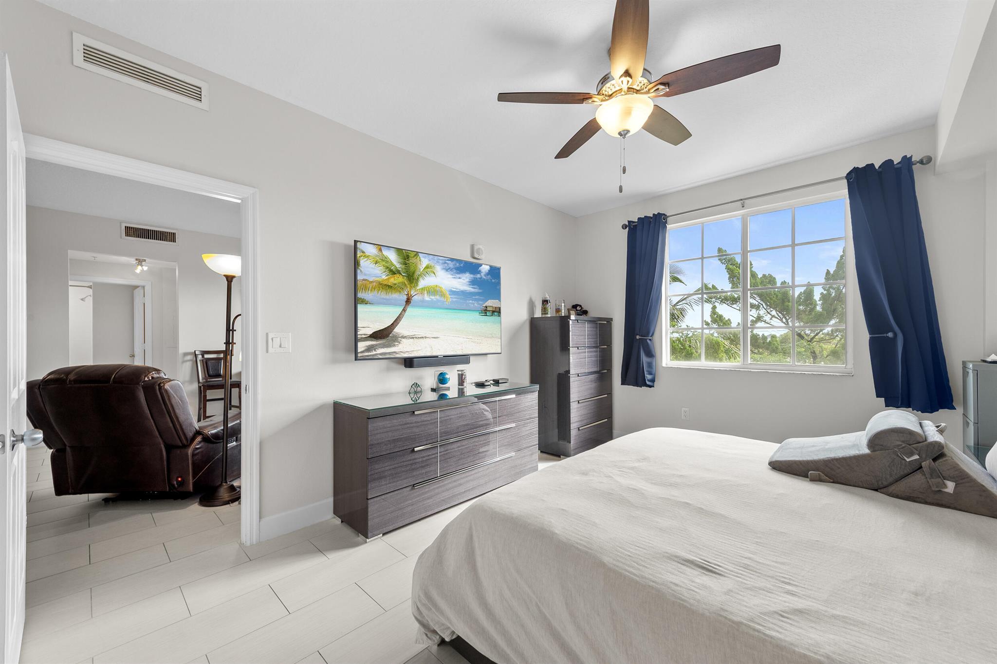 PINEAPPLE GROVE VILLAGE C - Residential