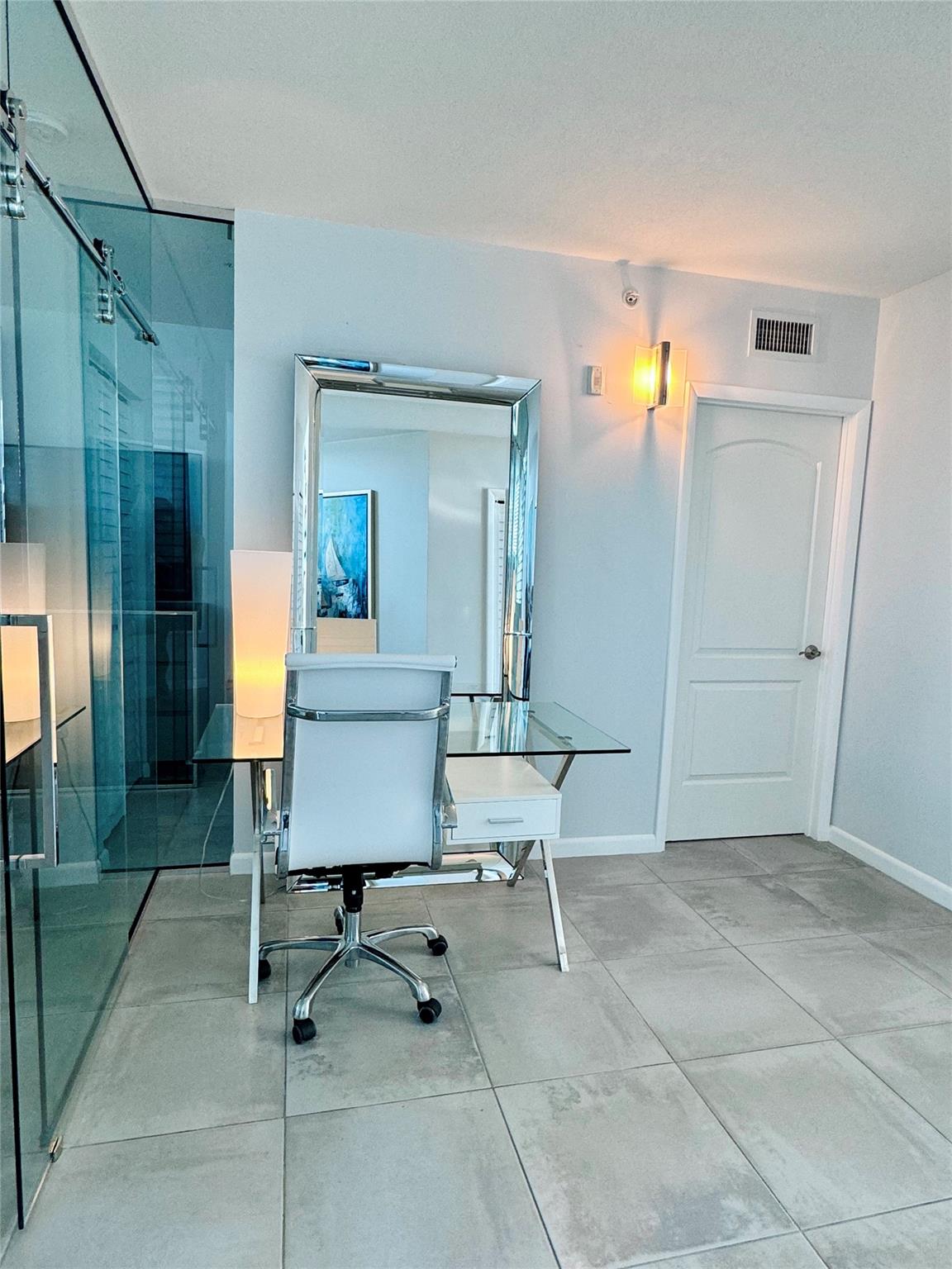 Dockside Lofts Condo - Residential Lease