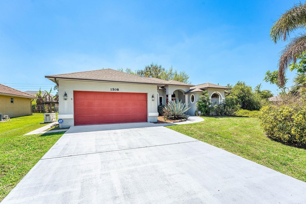Photo of 1508 SW Crater Avenue, Port Saint Lucie, FL 34953 (MLS # B26006665)