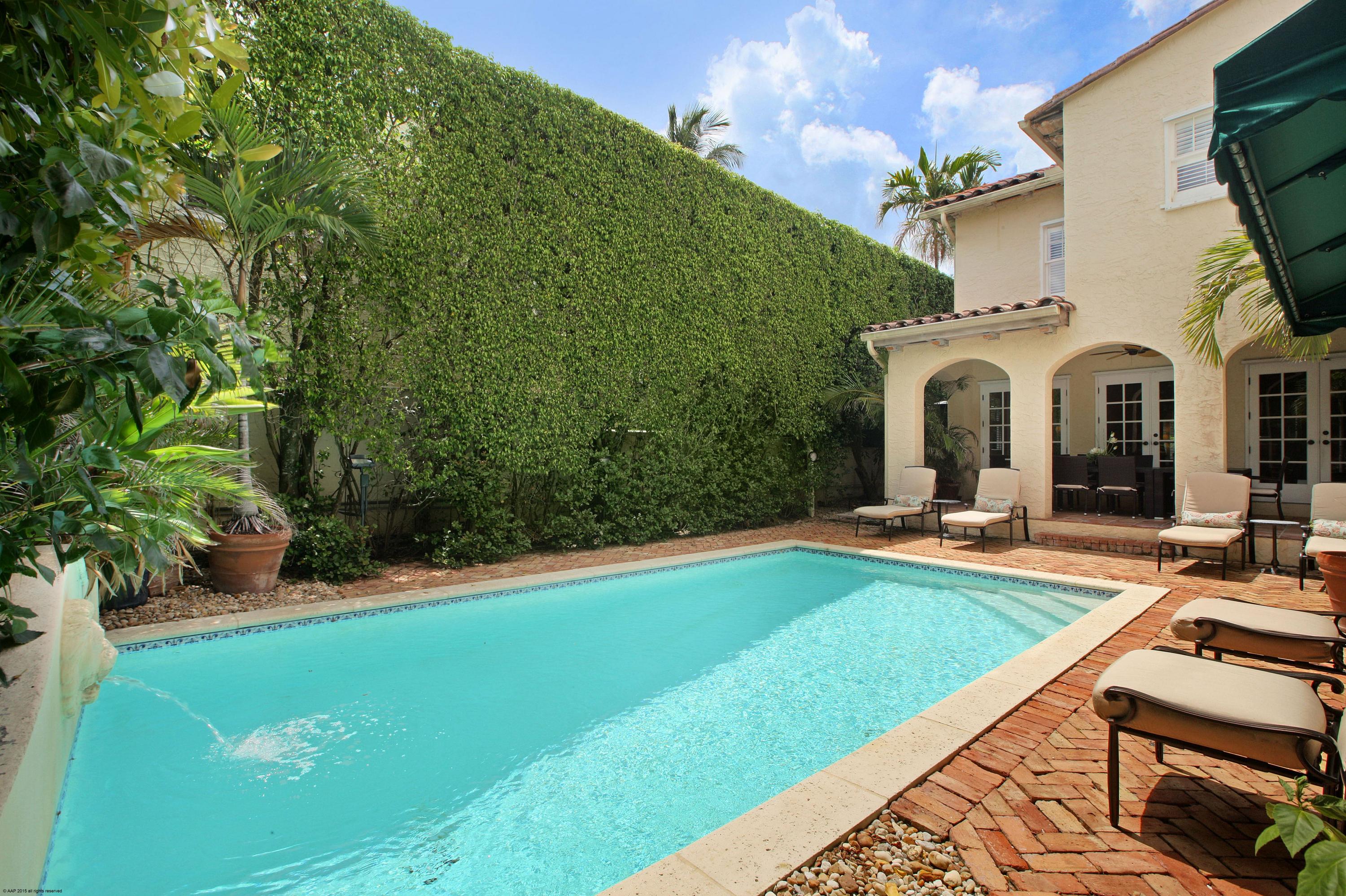 Poinciana Park - Residential