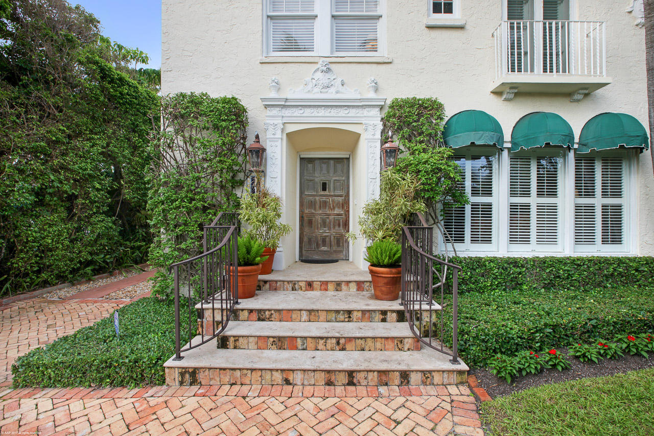 Poinciana Park - Residential