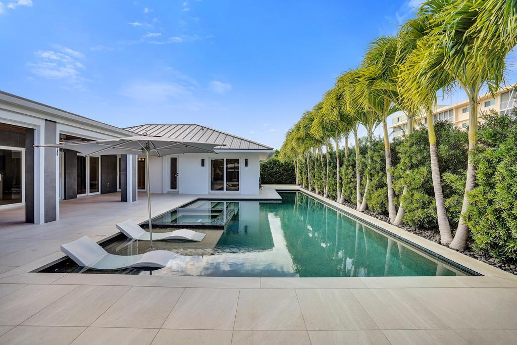 LAKE ROGERS ISLE UNIT E - Residential