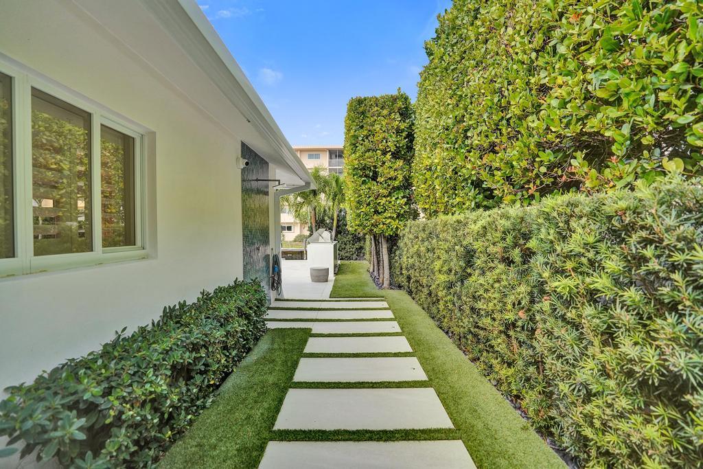 LAKE ROGERS ISLE UNIT E - Residential