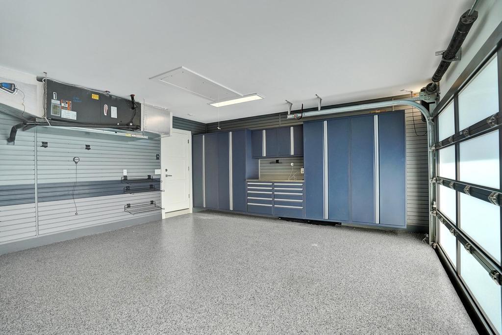 LAKE ROGERS ISLE UNIT E - Residential