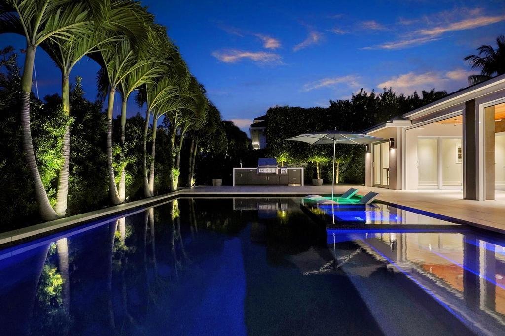 LAKE ROGERS ISLE UNIT E - Residential