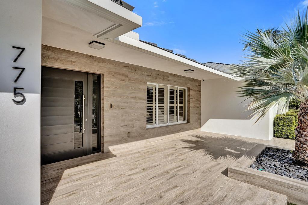 LAKE ROGERS ISLE UNIT E - Residential