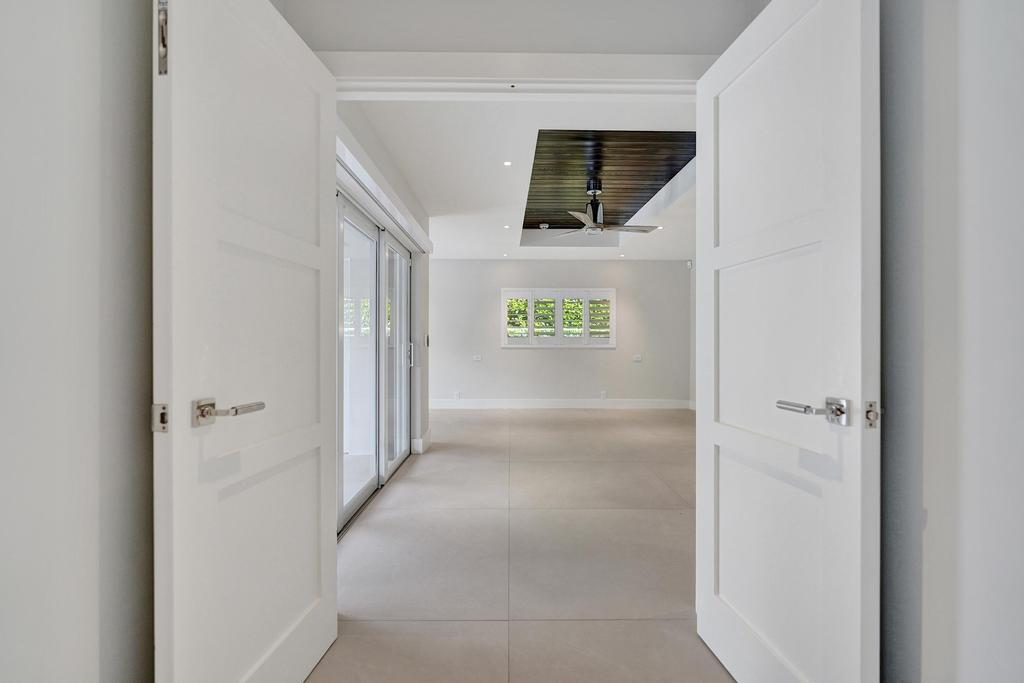 LAKE ROGERS ISLE UNIT E - Residential