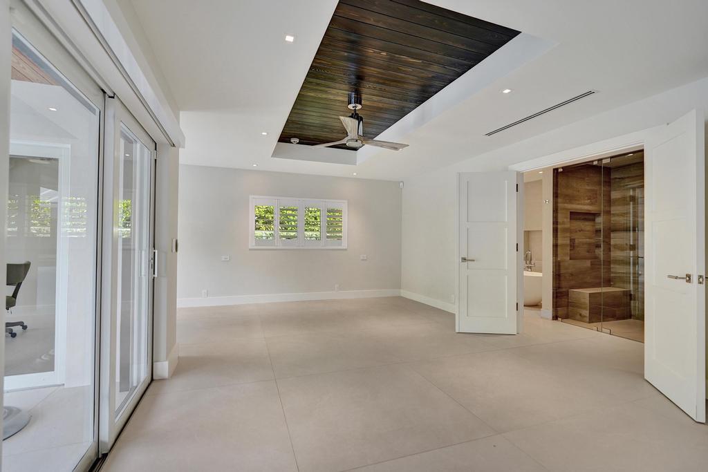 LAKE ROGERS ISLE UNIT E - Residential