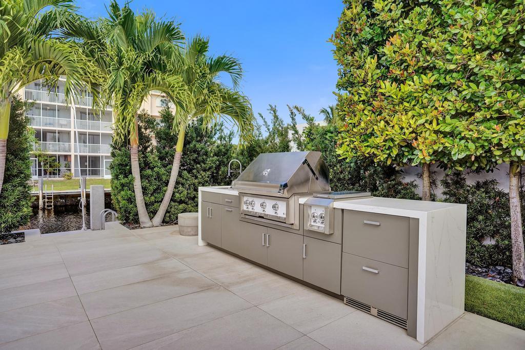 LAKE ROGERS ISLE UNIT E - Residential