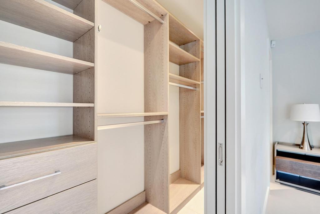 LAKE ROGERS ISLE UNIT E - Residential