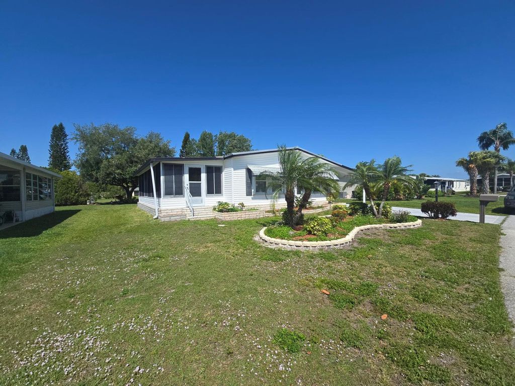 Photo of 14297 Zorzal Avenue, Fort Pierce, FL 34951 (MLS # R11079207)