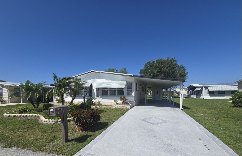 Photo of 14297 Zorzal Avenue, Fort Pierce, FL 34951 (MLS # R11079207)