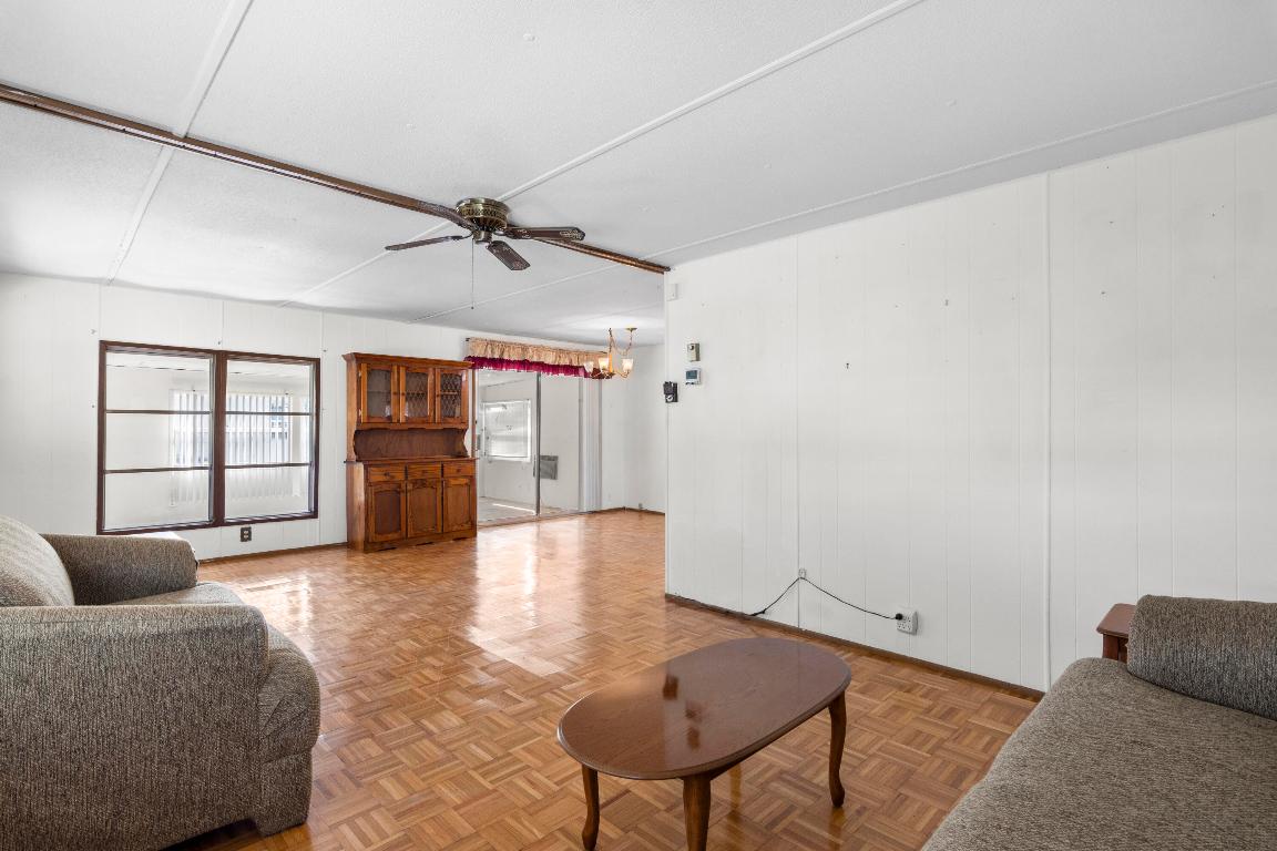 Spanish Lakes One - Residential