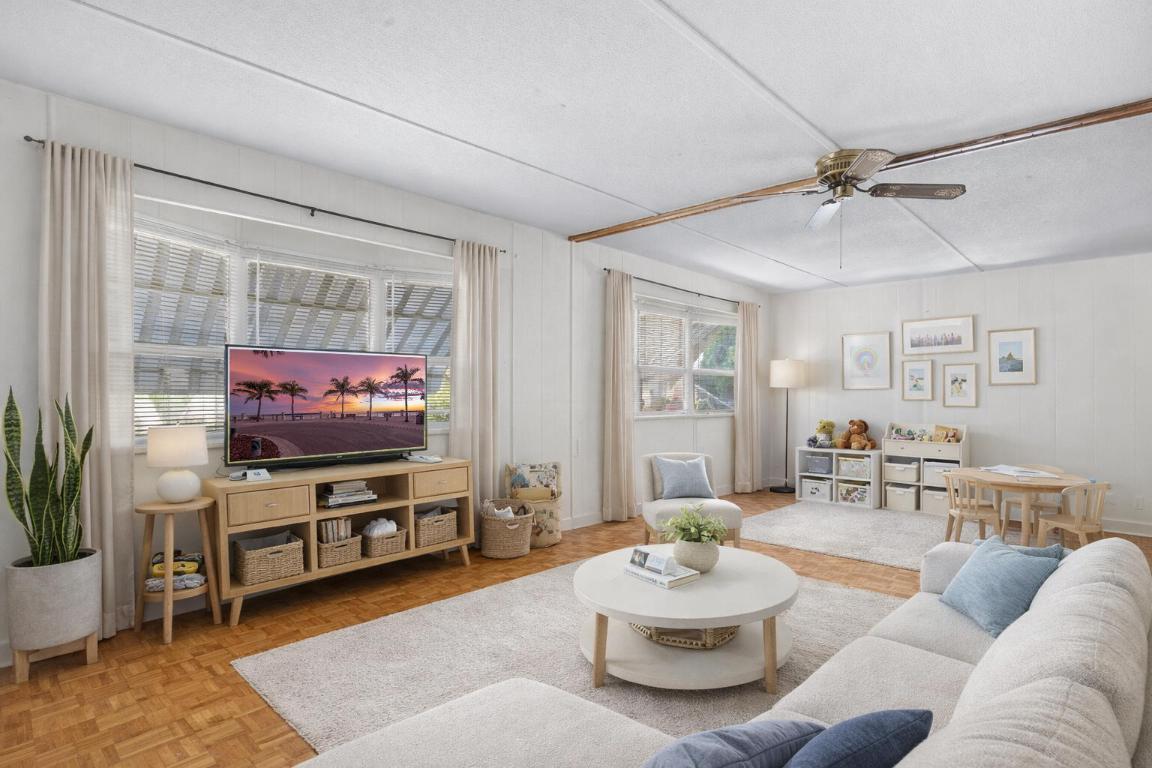 Spanish Lakes One - Residential