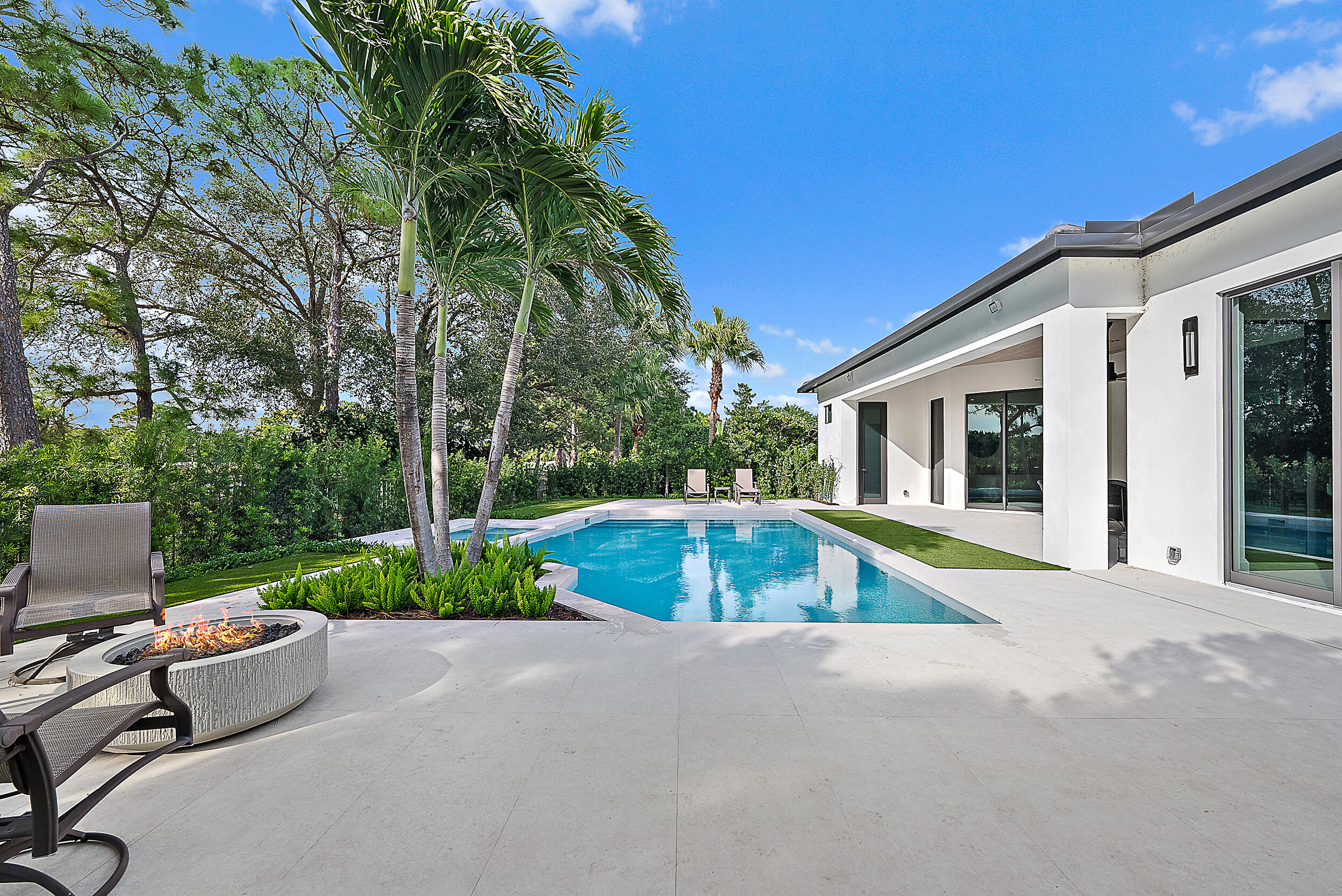 Admirals Cove - Residential