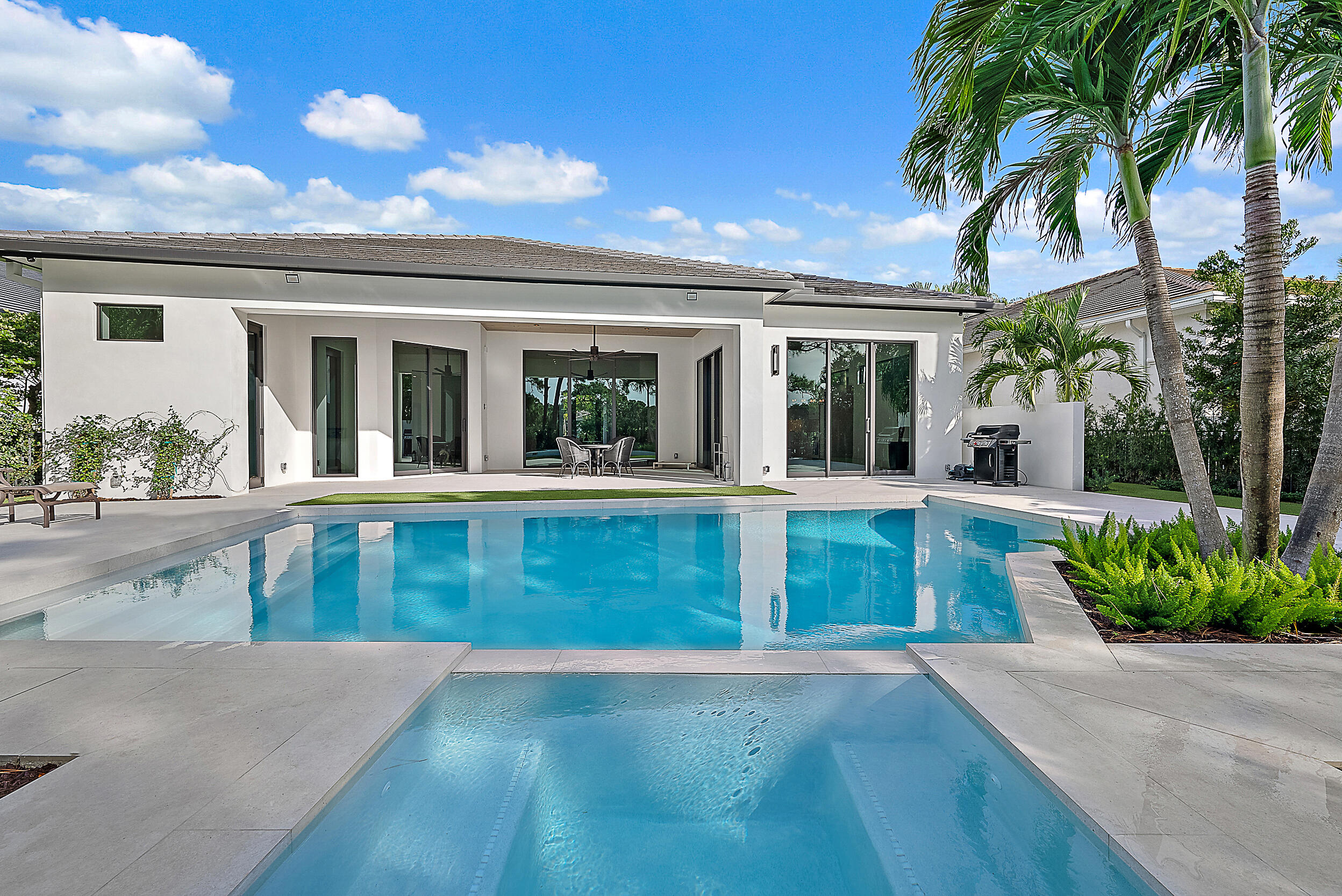 Admirals Cove - Residential