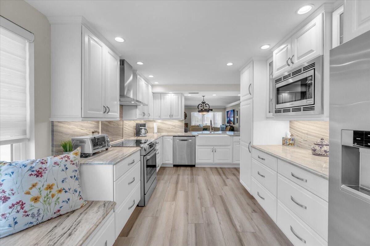 OCEAN PARKS CONDO - Residential