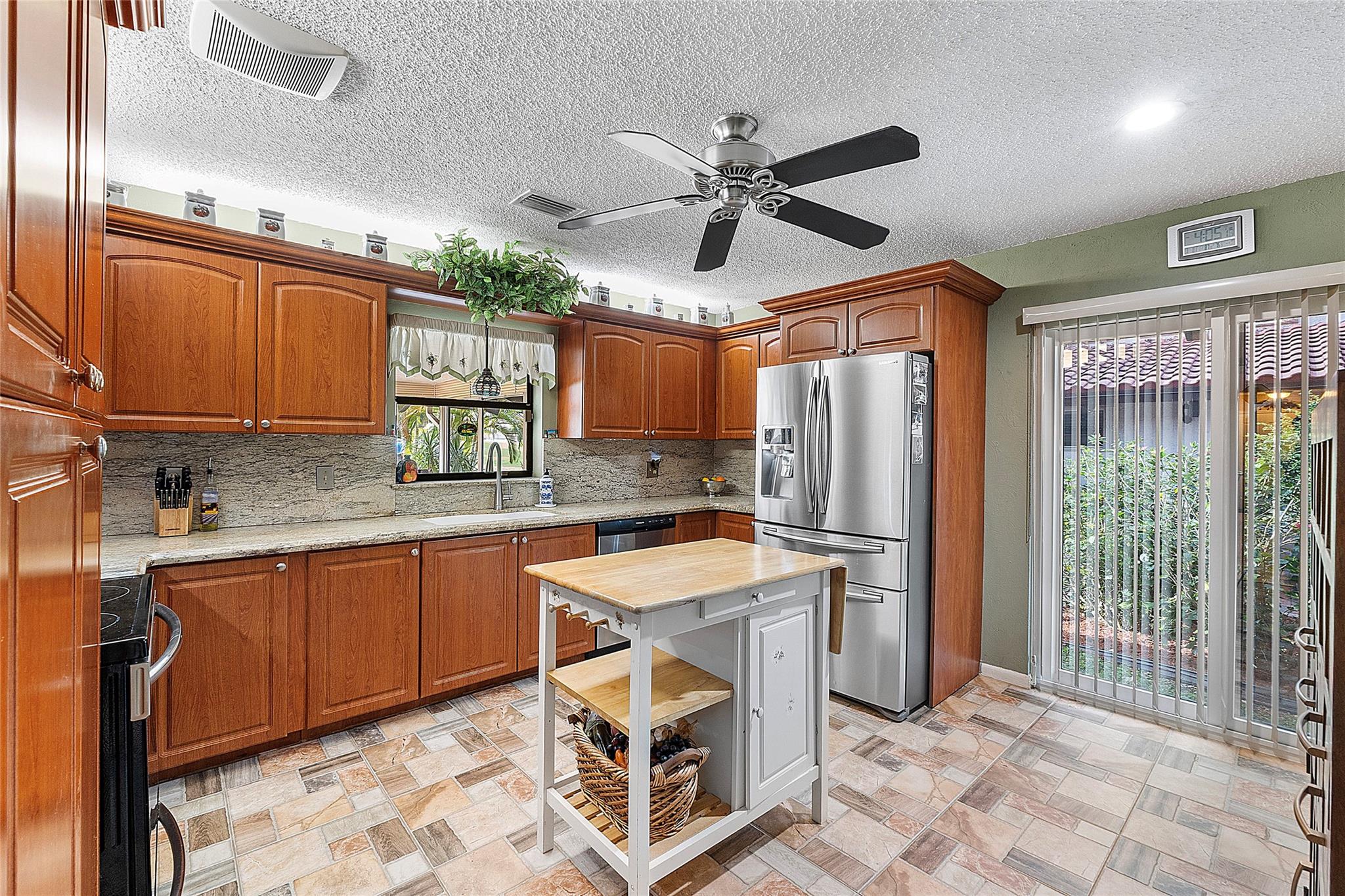 Pines 2 at Woodmont - Residential