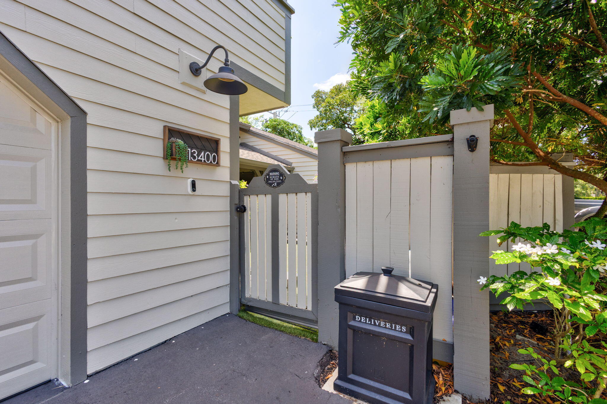 13400 Bedford Mews Court