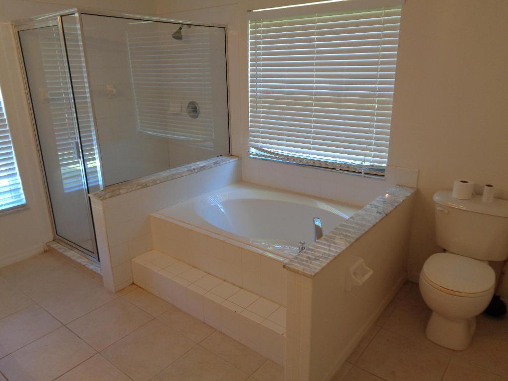 PORT ST LUCIE SECTION 35 - Residential Lease