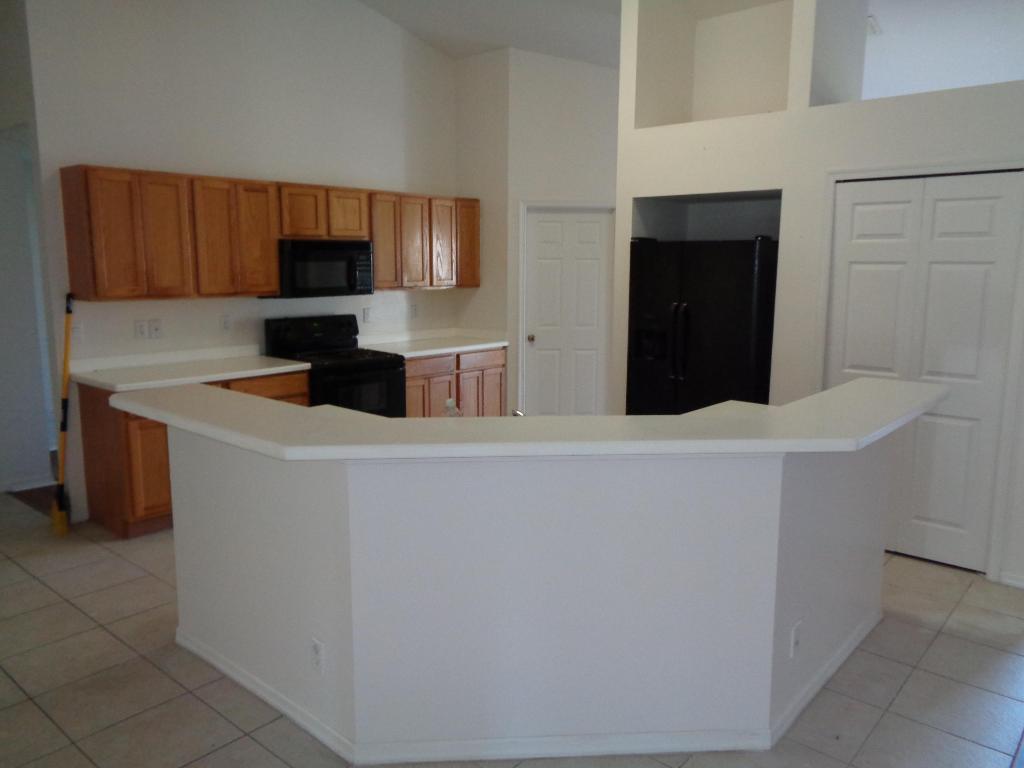 PORT ST LUCIE SECTION 35 - Residential Lease