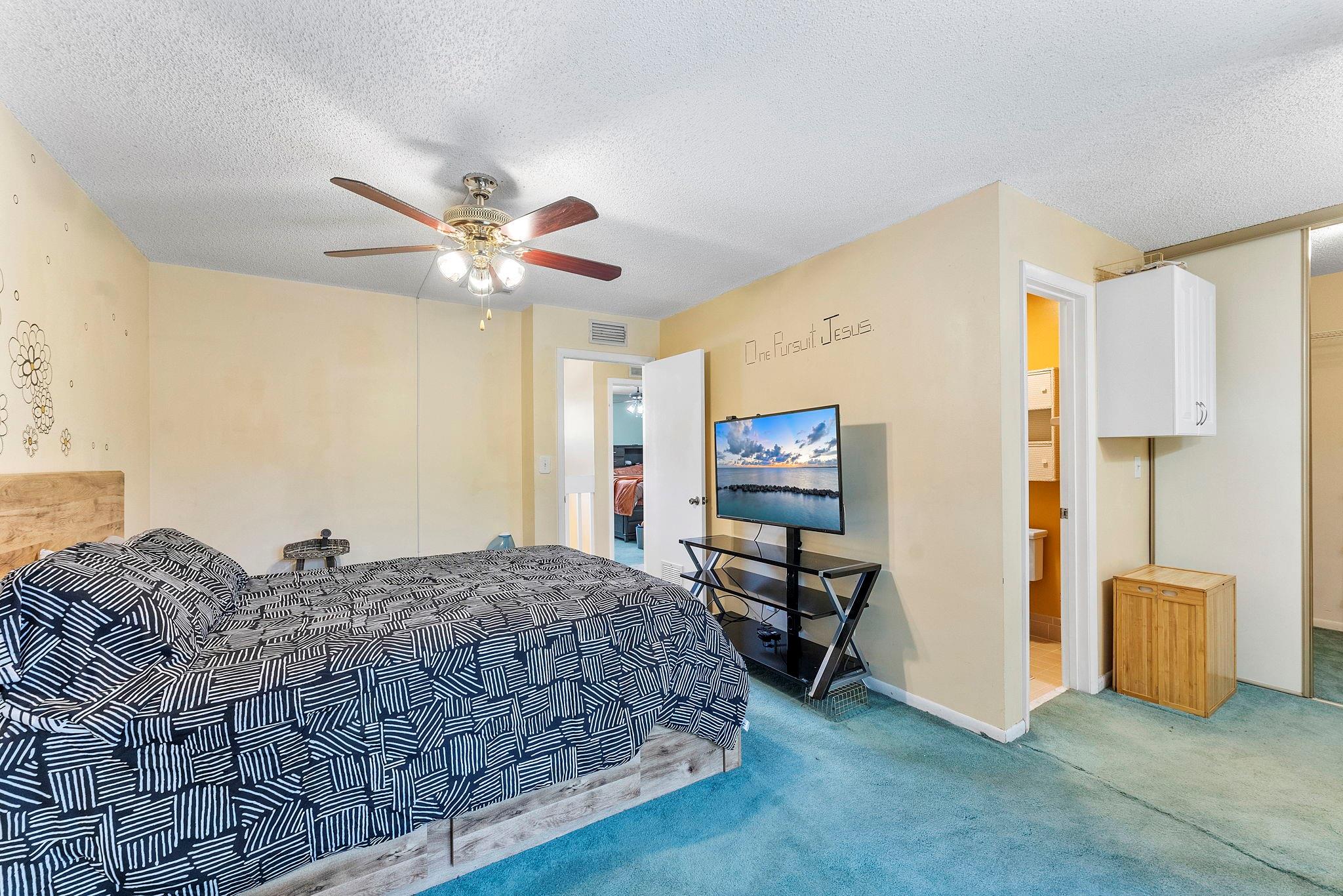 Golden Raintree III - Residential