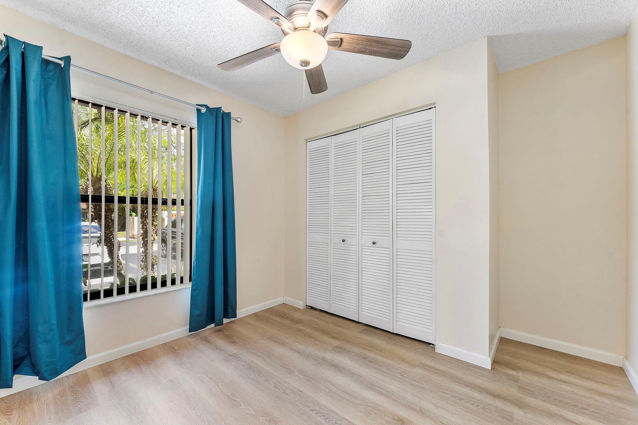 Golden Raintree III - Residential