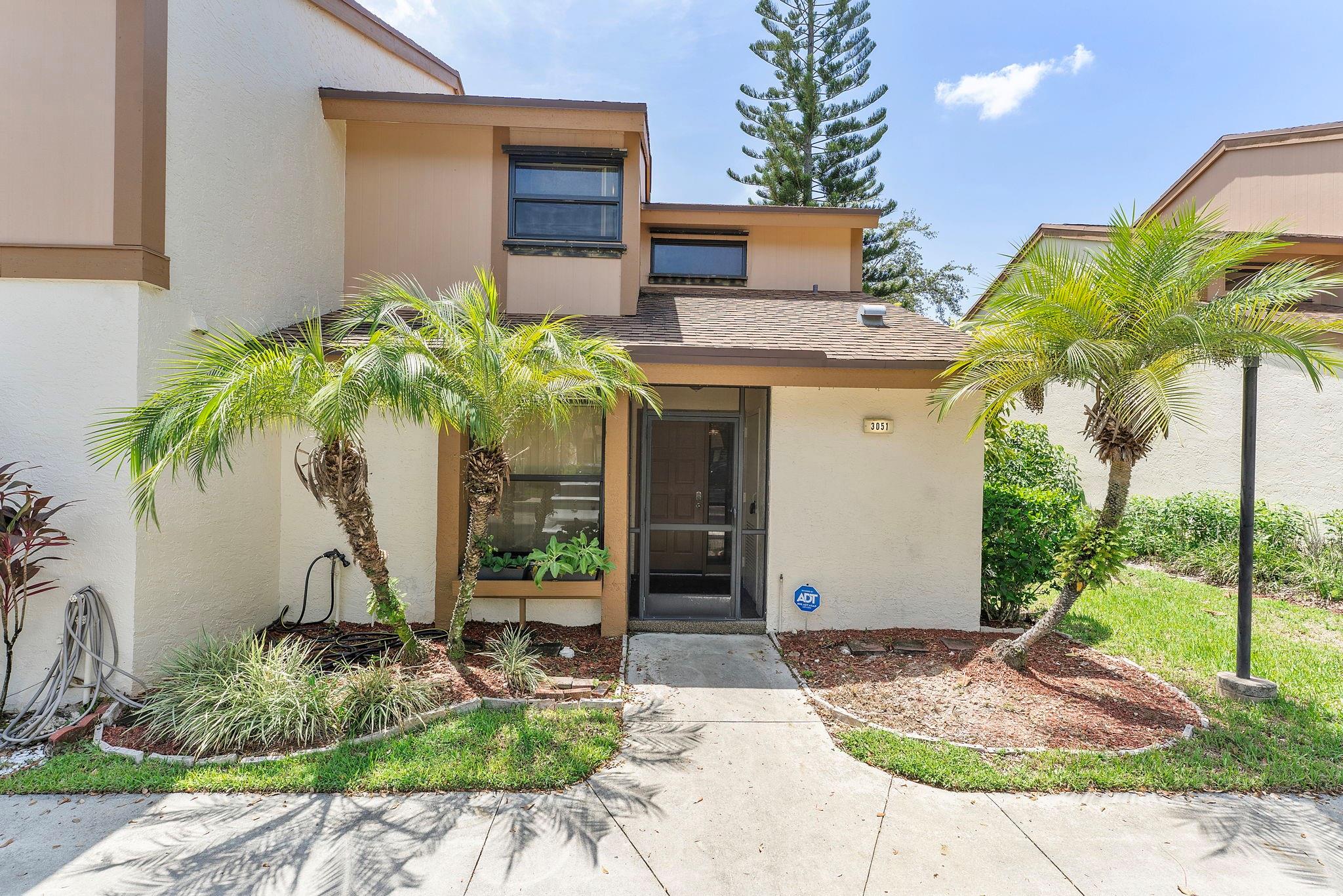 Stunning 2-Story Townhouse with Water Views – Motivated Seller!
This beautiful 3-bedroom, 2.5-bath townhouse offers the perfect blend of comfort and convenience. Enjoy a spacious downstairs bedroom ideal for guests, along with a bright living room and kitchen that boast serene water views. Upstairs, you’ll find an additional bedroom, a convenient washer and dryer, and a master suite featuring a walk-in closet for all your storage needs.
Relax and unwind in the community pool or take advantage of the prime location just minutes from shopping, highways, and popular malls. The seller is motivated – all reasonable offers will be considered! Don’t miss the opportunity to call this water-view townhouse your new home!